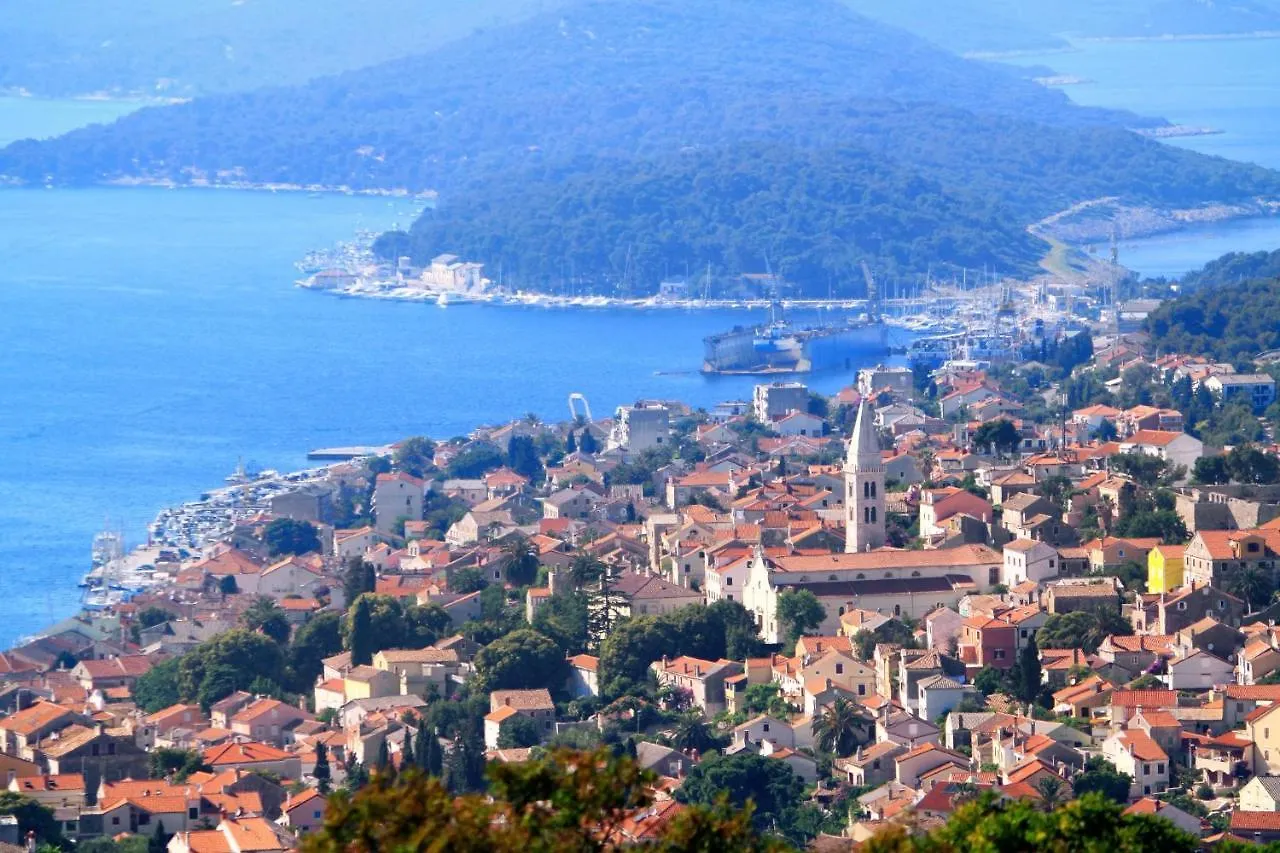 Apartments By The Sea Mali Lošinj 0*,