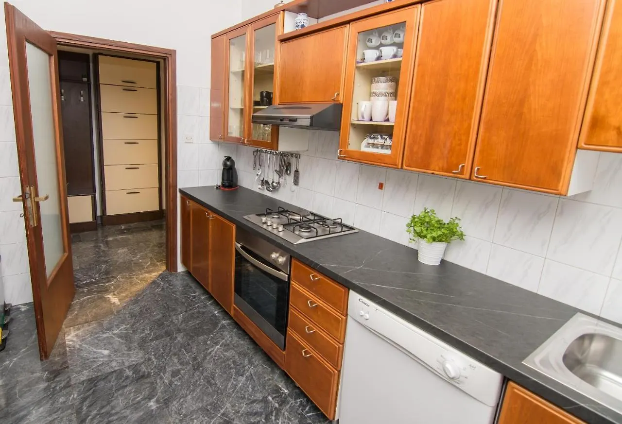 Apartments By The Sea Mali Lošinj Croatie